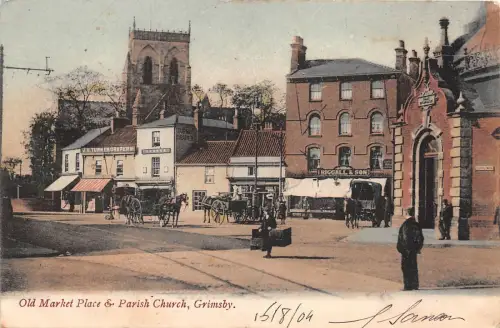BR64587 alter Marktplatz Pfarrkirche Grimsby Wagen UK