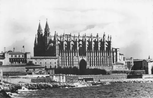 Lot 75 palma de mallorca catedral Echtfoto Spanien Palacio de la Almudaine
