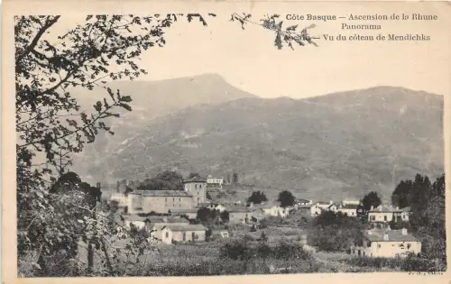 Lot303 cote basque ascension de la rhune panorama mendichka france