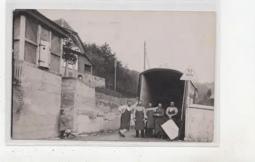 B82228 arbeiter in bern schweiz briefversand vorne hinten bild