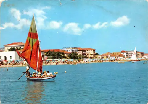 BR14442 italy The Beach ship bateaux