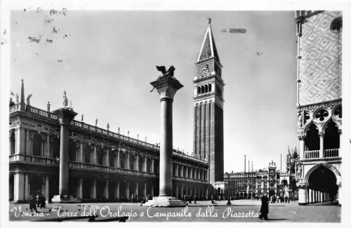 B68564 Italia Venezia Torre del Orologio italy
