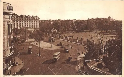 BR58656 Doppeldeckerbuswagen London Marmorbogen UK