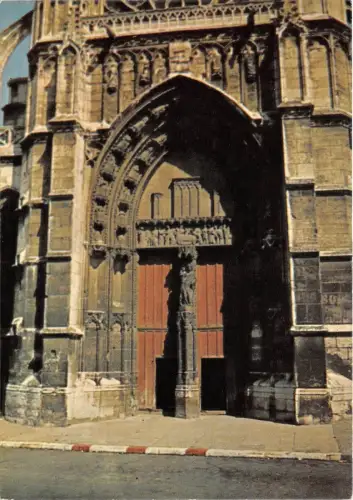 BR247 Vernon Porche de la Cathedrale france