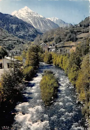 BR23022 Les Pyrenees en vallee d Aure france