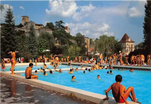 BR9830 Puyl Eveque La piscine france