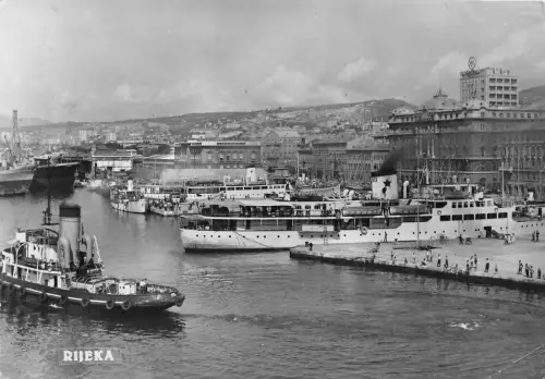 BC59661 Bateaux Schiffe in Rijeka