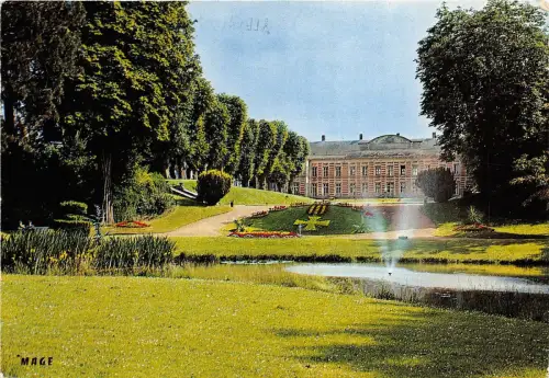 BR14476 Le Chateau Le jardin Public france