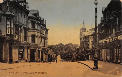 BR98368 harrogate parliament street uk