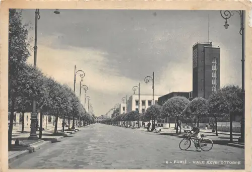 Lot196 Italien Forli Viale XXVIII Oktober Fahrrad