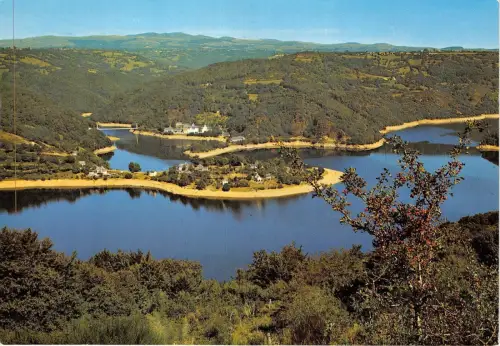 BR1036 Frankreich Ile de Laussac Le Lac du Barrage de Sarrans