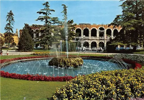 BG17744 Verona Piazza BH Italy