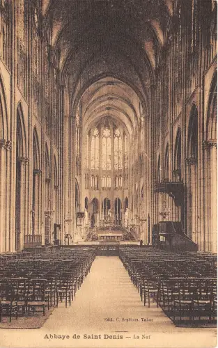 B38656 Abbaye de Saint Denis La nef france