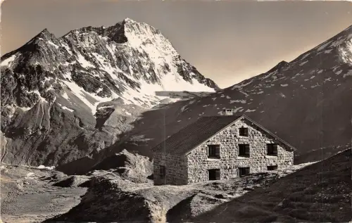 B5742 Cabane de Chanrion Mont Gele