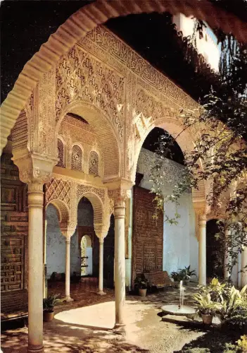 B33244 Granada The Palace Gallery spain