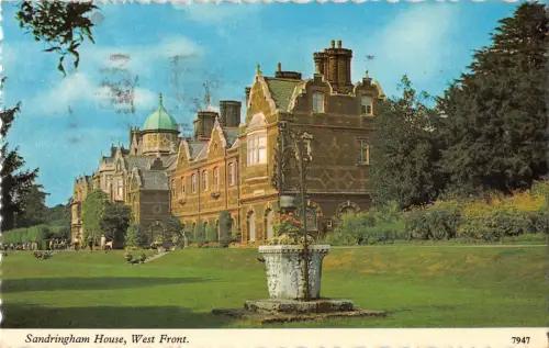 uk8910 sandringham house uk