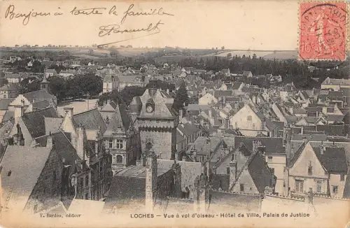 BF5003 loches vue a vol d oisseau hotel de ville france Frankreich