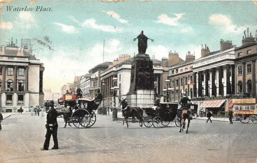 br109996 waterloo place london uk horse chariot