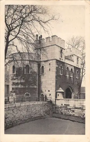 uk28266 middle tower tower of london echtfoto uk