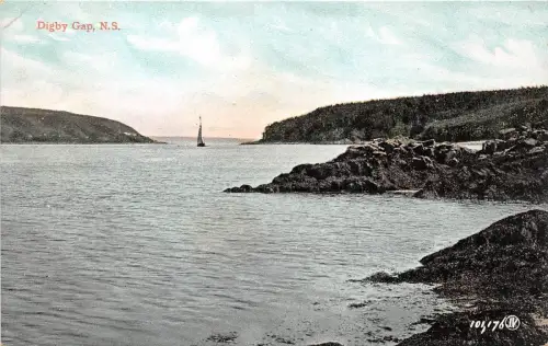 B4870 The Gap Digby N S Front/Back Scan