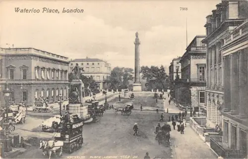BR78559 waterloo place double decker chariot london uk