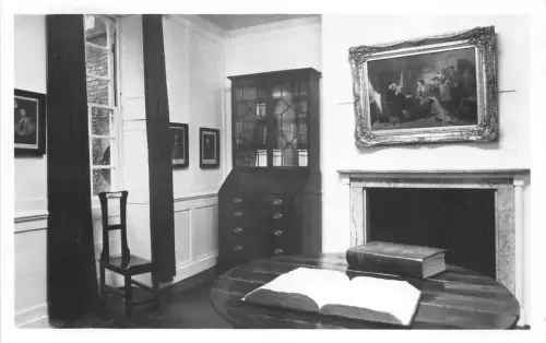 br108825 Esszimmer Dr Johnsons House Gough Square London UK