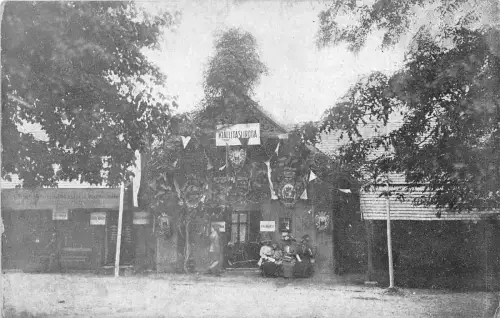 Lot 80 Kiallitas Lipoda Ungarn Budapest lokale Markttypen Folklore