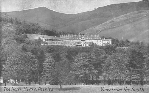 BR63975 das Hotel Hydro Peebles Schottland