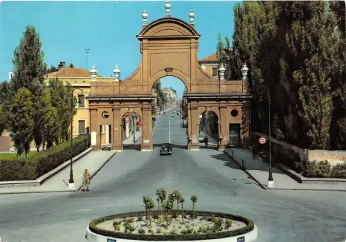 B9172 Ferrara Corso Giovecca Prospettiva Auto Möbel Italien