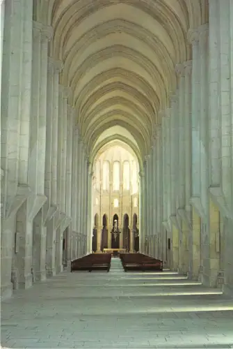 B33091 Alcobaca Mittelschiff Portugal