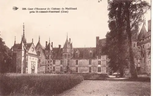 BF11372 cour d honneur du chateau de meillant france front/back image