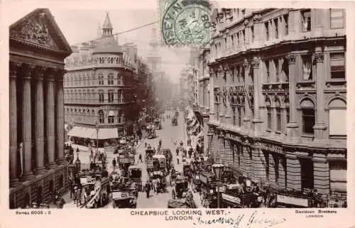 BR60293 Cheapside Looking West London Chariot UK