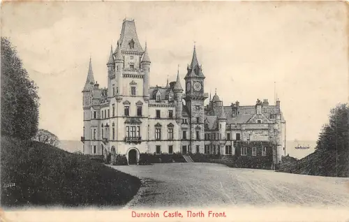 br109071 north front dunrobin castle scotland uk
