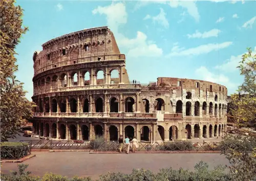 BG6563 il colosseo roma italy