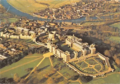 B101960 windsor castle uk