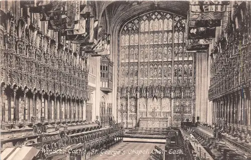 BF34633 Windsor Castle St George Chapel Chor East UK Front/Back Scan