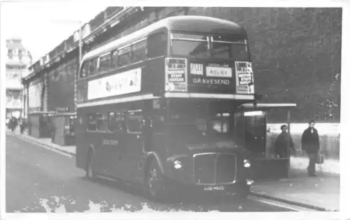 uk41203 buckingham palace london echtfoto uk bus doppeldecker gravensend