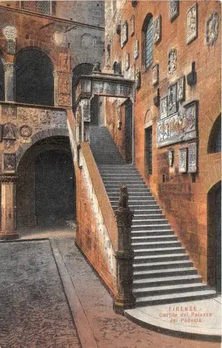 B5411 Firenze Cortile def Palazzo del Podesta