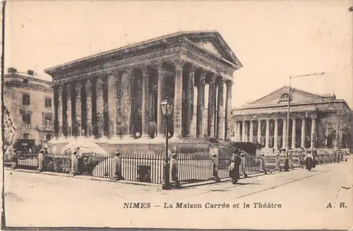 BF6414 la maison carree et le theatre nimes france Frankreich