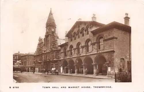 uk51410 Town Hall and Market House Trowbridge UK