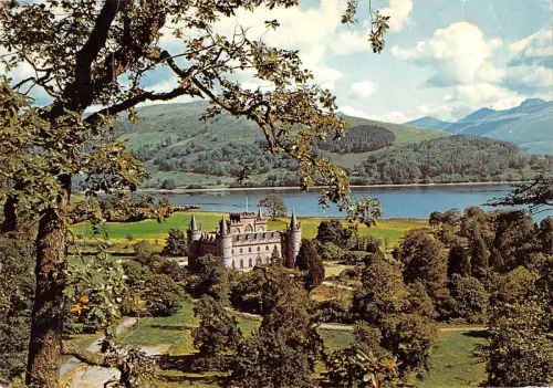 B97578 inveraray castle and loch fine scotland