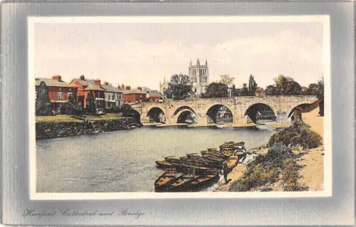 uk33184 hereford cathedral and bridge uk