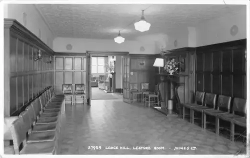 BR69635 Lodge Hill Hörsaal UK Richter 27959 Echtfoto