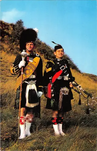 B104141 Argyll und Sutherland Highlander Drum Major und Pier Scotland Typen