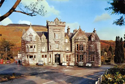 BR92550 tarbet hotel loch lomond scotland car voiture