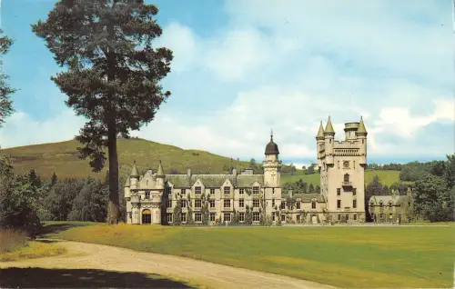 uk7521 royal deeside balmoral castle scotland uk