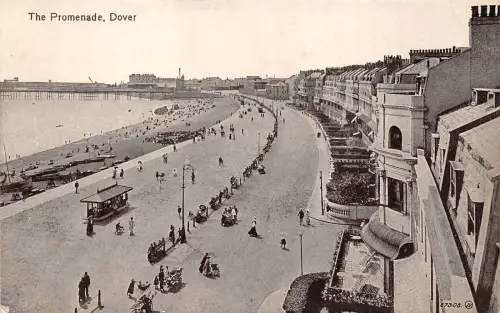 BR62904 the promenade dover uk