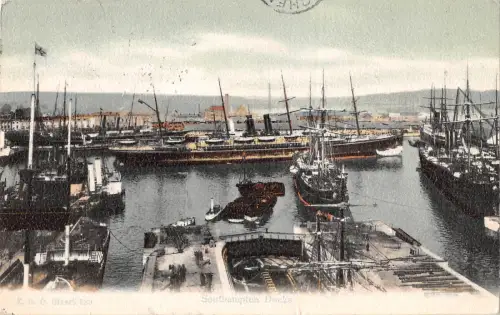 uk32829 southampton docks echtfoto uk