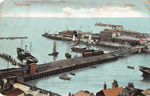 uk33788 harbour folkestone uk