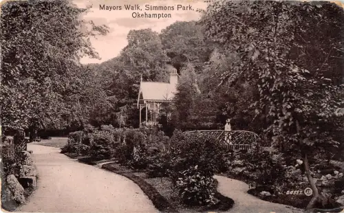 BR97553 Mayors Walk Simmons Park Okehampton Valentine 64557 UK